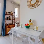 아파트 Le Clos Mathilde-19 By Interhome *