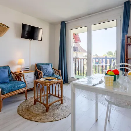 アパート Le Clos Mathilde-19 By Interhome
